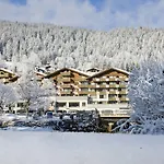 Silvretta Parkhotel Hotel