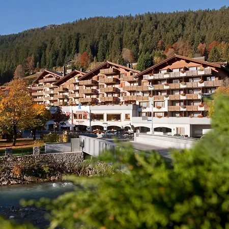 Silvretta Parkhotel Hotel 4*